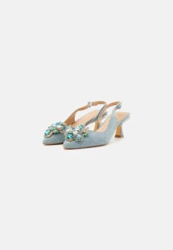 Alma En Pena Klassieke Pumps - Sky 8 Alma En Pena Klassieke Pumps - Sky -Alma En Pena Winkel 25bf499e0550447b9bf213cffde1b6ba