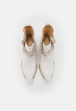 Alma En Pena Enkellaarsjes Met Hoge Hak - White 11 Alma En Pena Enkellaarsjes Met Hoge Hak - White -Alma En Pena Winkel 4c9f4086195c4c2ab30b300fcee62b98