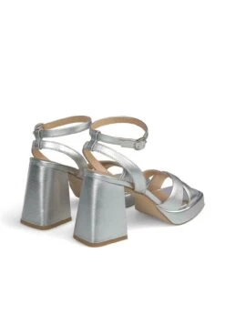 Alma En Pena Egenberg - Sandalen Met Plateauzool - Plata -Alma En Pena Winkel 9eb47f13feab4acab18ee2ef61e15fe8