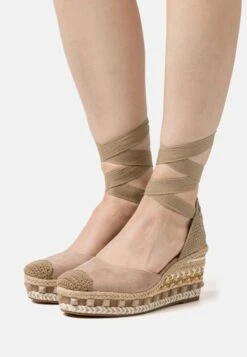 Alma En Pena Sandalen Met Plateauzool - Beige