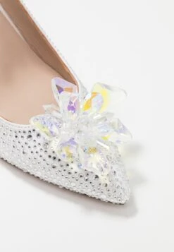 Alma En Pena Klassieke Pumps - White 9 Alma En Pena Klassieke Pumps - White -Alma En Pena Winkel d3b6cffe824e4449b9ba22ab6660034f