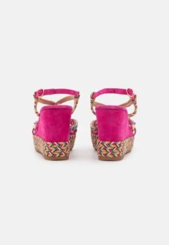 Alma En Pena Sandalen Met Plateauzool - Fuxia 9 Alma En Pena Sandalen Met Plateauzool - Fuxia -Alma En Pena Winkel dfe45fb5daae433cb95fe284f4dcbca8