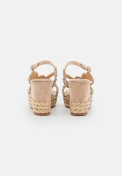 Alma En Pena Sandalen Met Plateauzool - Beige 9 Alma En Pena Sandalen Met Plateauzool - Beige -Alma En Pena Winkel e00e4c33ae1944d2a7b7c579afafcba9
