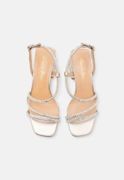 Alma En Pena Sandalen - Diva Bronze 11 Alma En Pena Sandalen - Diva Bronze -Alma En Pena Winkel e8660704d6b94bc0a5dd4c2e69ad74bb